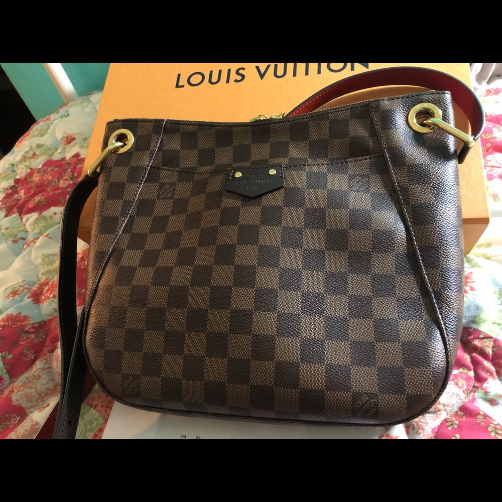 Louis Vuitton South Bank Crossbody Purse